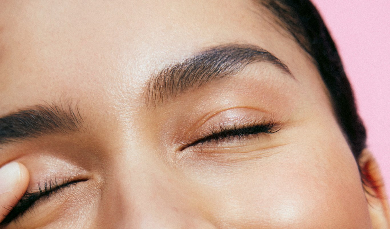 Tips på hur du använder & applicerar ögonkräm 