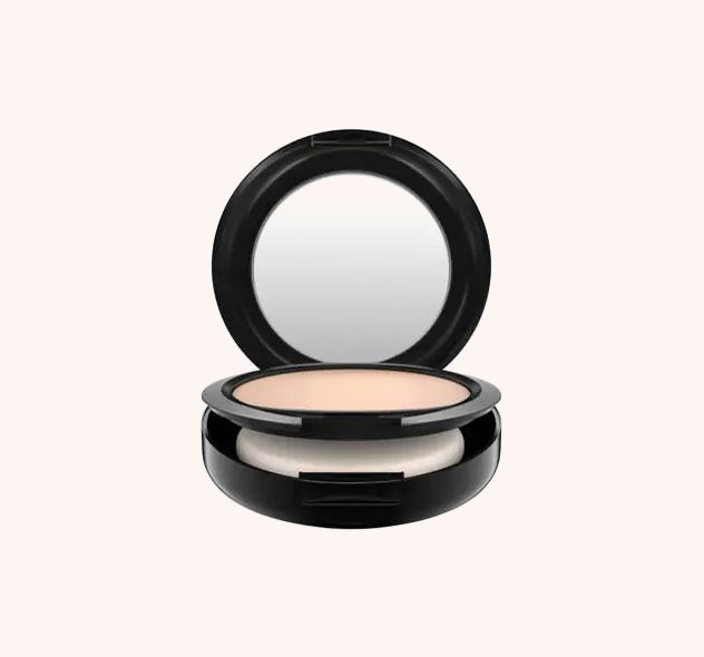 Studio Fix Powder Plus Foundation NW15 Studio Fix Powder Plus Foundation NW15