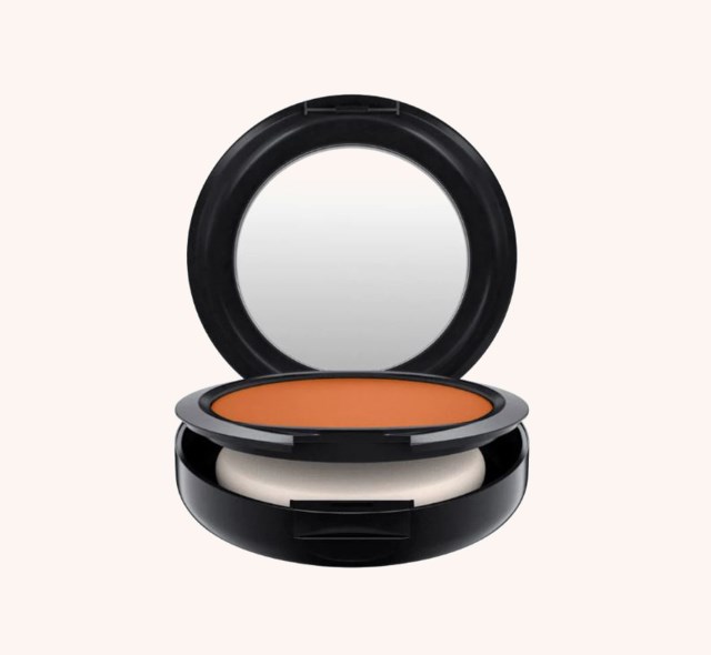 Studio Fix Powder Plus Foundation NW55