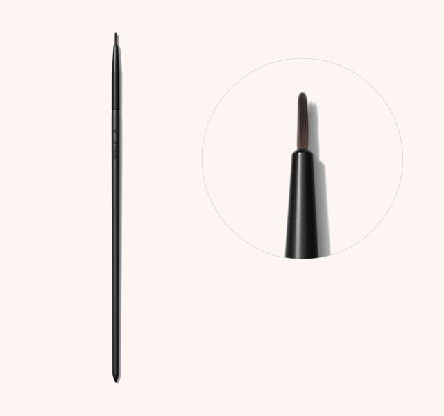 V303 Small Pointed Detail Brush