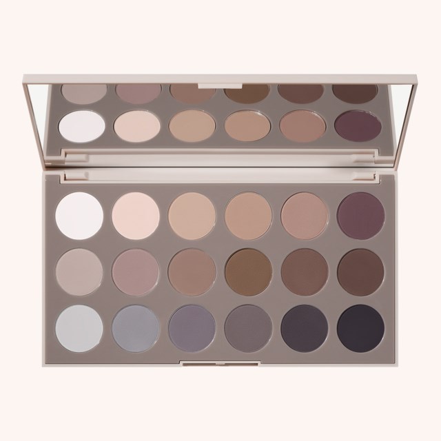 18CT Matte Essentials Artistry Palette