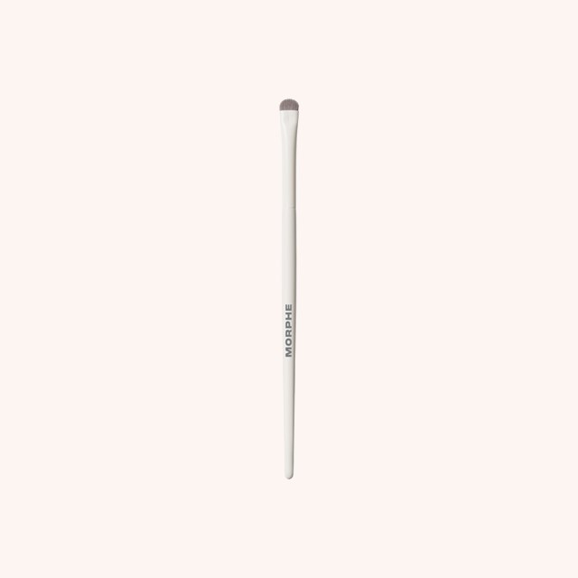 M382 Detail Smudger Eye Brush