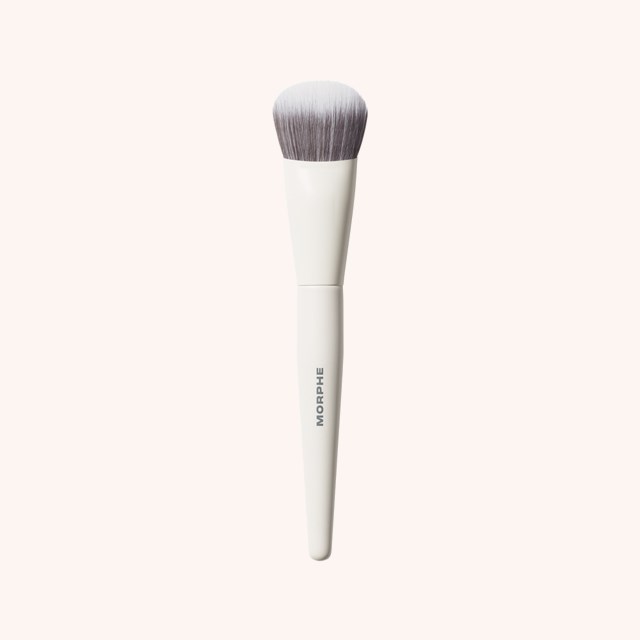 M242 Slanted Cream & Liquid Bronzer Brush M242 Slanted Cream & Liquid Bronzer Brush