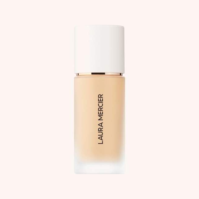Real Flawless Weightless Perfecting Foundation 2W1 Macadamia