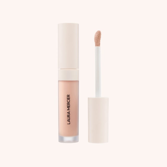 Real Flawless Weightless Perfecting Concealer 1N1