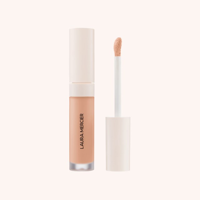 Real Flawless Weightless Perfecting Concealer 2N1