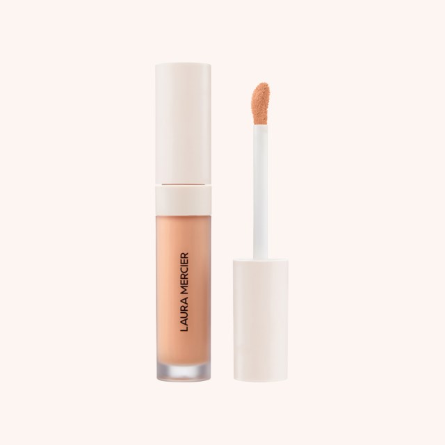 Real Flawless Weightless Perfecting Concealer 3W2