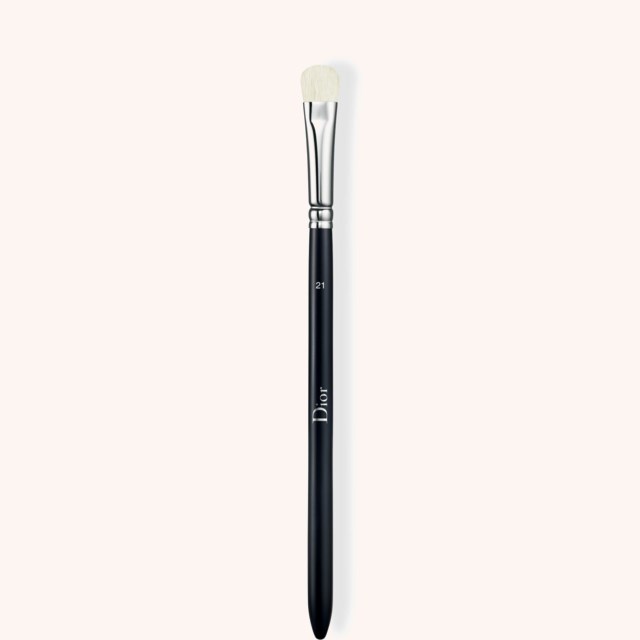 Backstage Eyeshadow Shader Brush N° 21