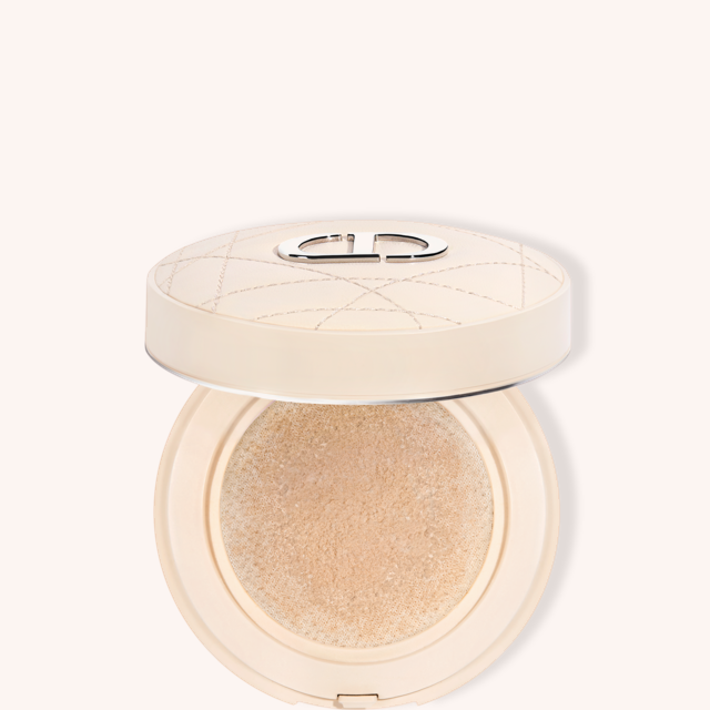 Forever Cushion Powder 020 Forever Cushion Powder 020