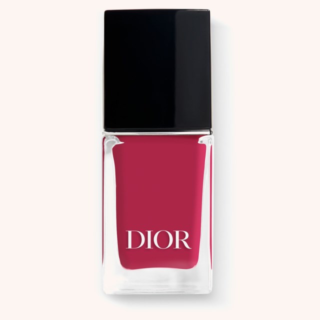 Vernis Nail Polish With Gel Effect And Couture Color 663 Désir Vernis Nail Polish With Gel Effect And Couture Color 663 Désir