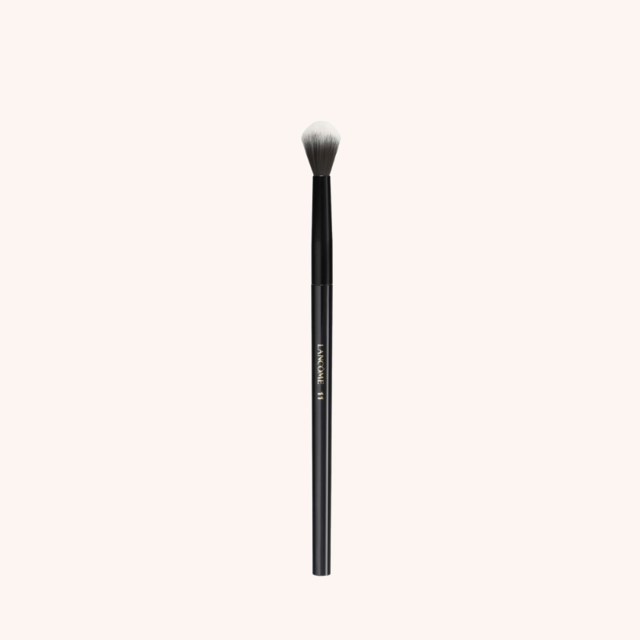 Precision Crease Brush #11 Precision Crease Brush #11