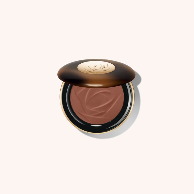 Teint Idole Ultra Wear C.E. Skin Transforming Bronzer 7 Teint Idole Ultra Wear C.E. Skin Transforming Bronzer 7