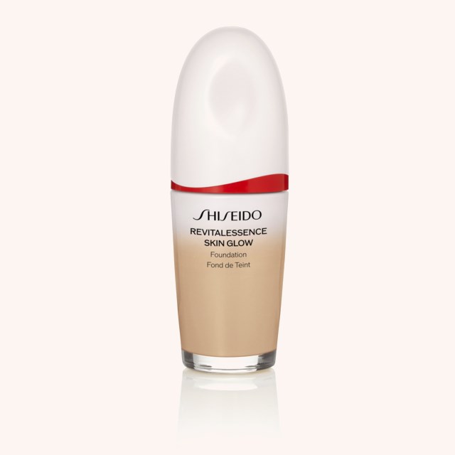 Revitalessence Skin Glow Foundation 240 Revitalessence Skin Glow Foundation 240