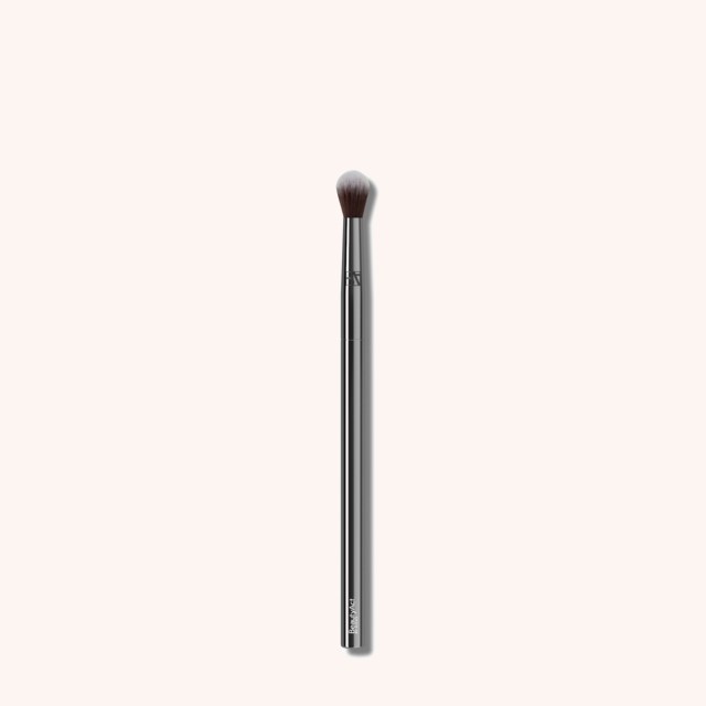 Tapered Crease Brush No 202