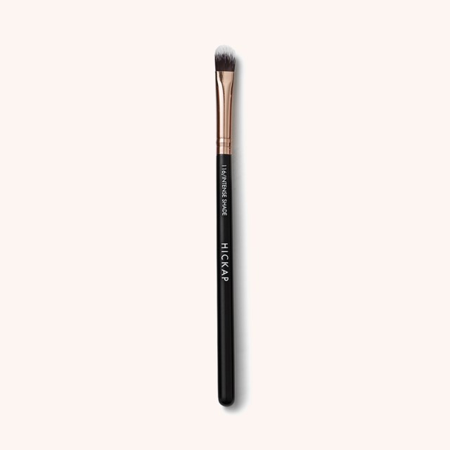 116/Intense Shade Brush