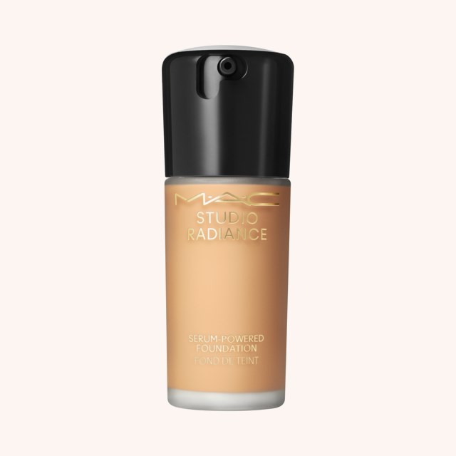 Studio Radiance Serum Powered Foundation NC 40