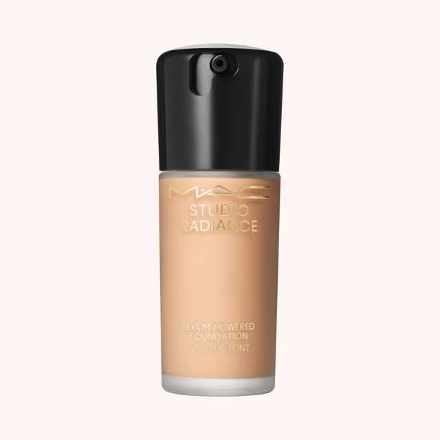 Studio Radiance Serum Powered Foundation NW 18