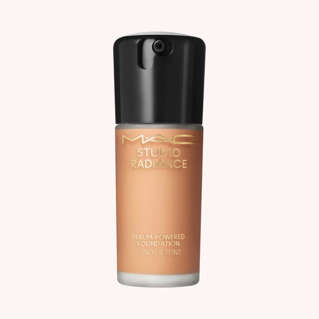 Studio Radiance Serum Powered Foundation NW 40