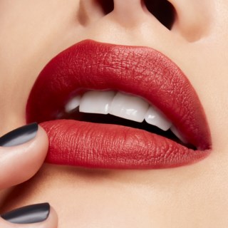 MAC Powder Kiss Velvet Blur Slim Stick