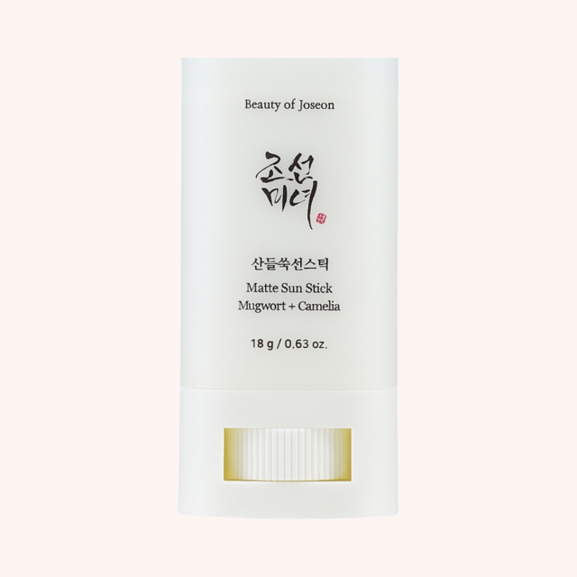 Matte Sun Stick: Mugwort + Camelia SPF50 PA++++ 18 g