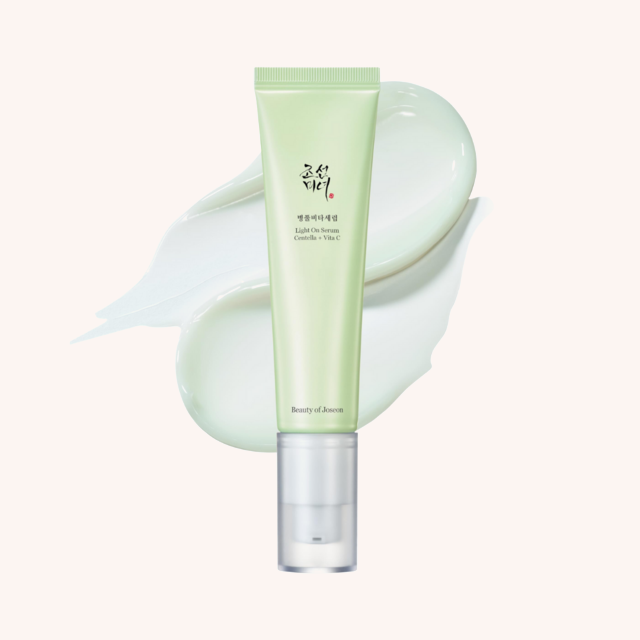 Light On Serum Centella + Vita C 30 ml Light On Serum Centella + Vita C 30 ml